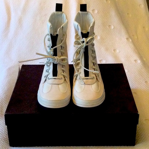 Louis Vuitton Palm Canyon Dessert Boot - Picture 1 of 3